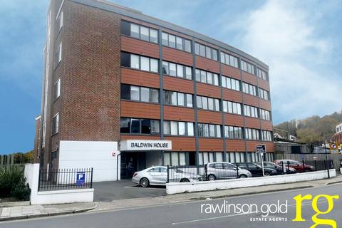 2 bedroom apartment to rent, Gayton Road, Harrow