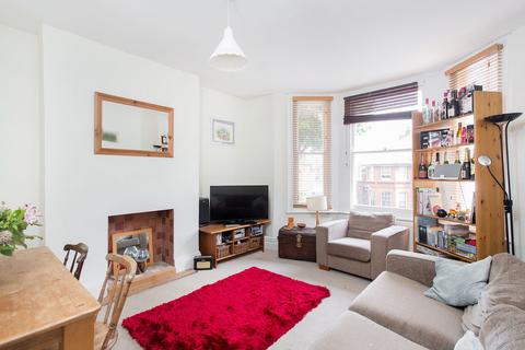 2 bedroom flat to rent, Cavendish Road, London