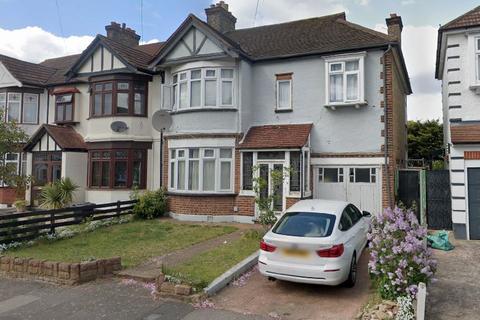 3 bedroom terraced house to rent, Lincoln Gardens