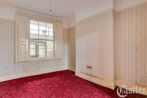 139 Rendlesham Road, London, E5 8PA