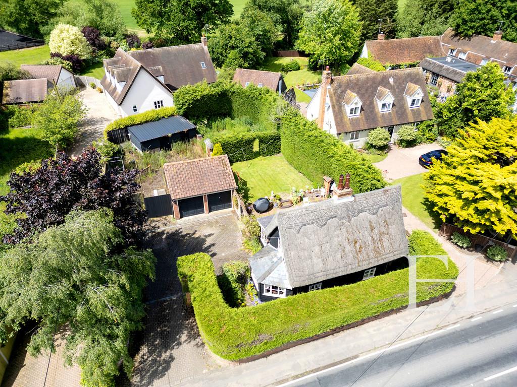 Skinflint Cottage 02