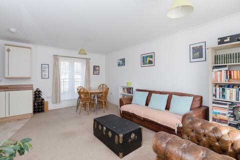 1 bedroom ground floor flat for sale, Old Saw Mill Place, Amersham