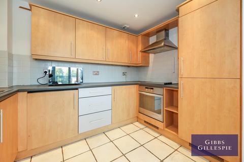 1 bedroom apartment to rent, Holland Gardens, Brentford TW8