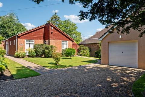 3 bedroom detached bungalow for sale, Broombarn Lane, Great Missenden HP16