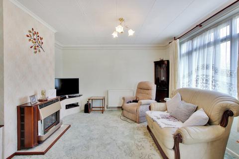 65 Keyes Road, Dartford, DA1 5EW