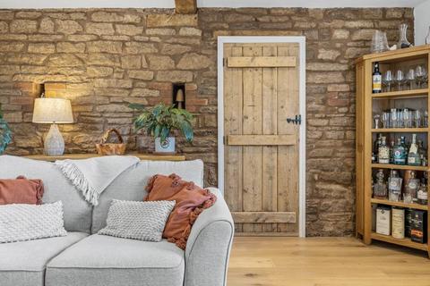 3 bedroom barn conversion for sale, Wolferlow, Bromyard, Herefordshire HR7 4QA