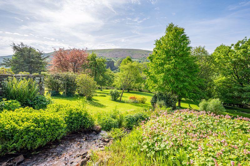 Garden and Views