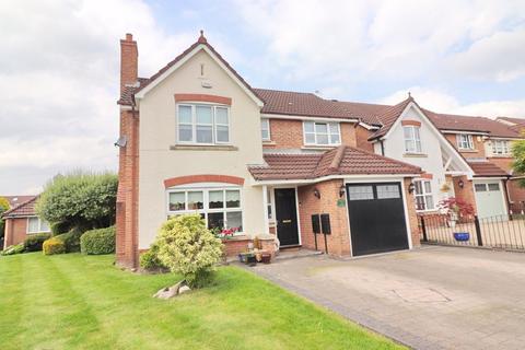 4 bedroom detached house for sale, Ladyhill View, Manchester M28