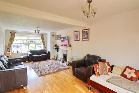 4 bedroom detached house for sale, Ladyhill View, Manchester M28