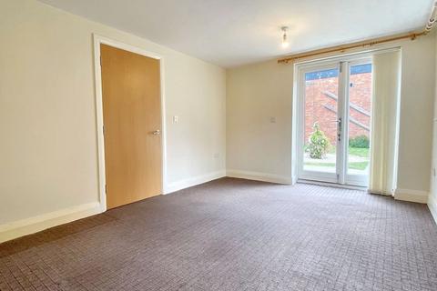 2 bedroom detached house to rent, Nashs Passage, Worcester WR1