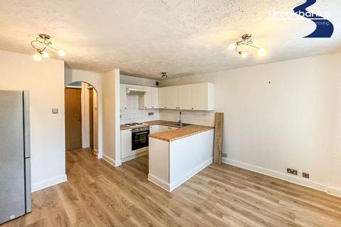 1 bedroom maisonette to rent, Kenwyn Road, Dartford, DA1