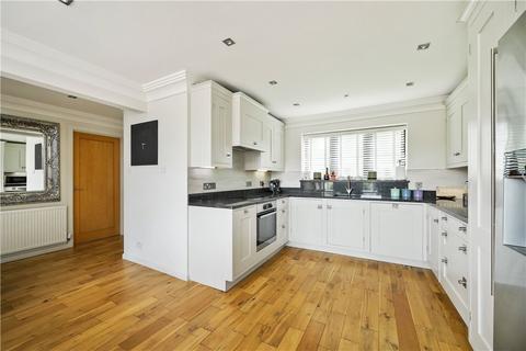7 Bishopdale Drive, Collingham, Wetherby, LS22 5LP