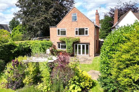 4 bedroom detached house to rent, Church Street, Burton Latimer, Northants, NN15