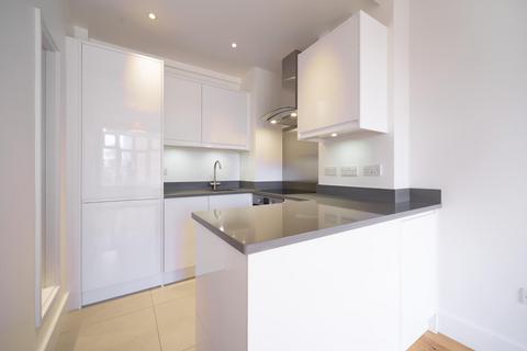 1 bedroom apartment to rent, Grove End Gardens, Grove End Road, St John's Wood, London, NW8