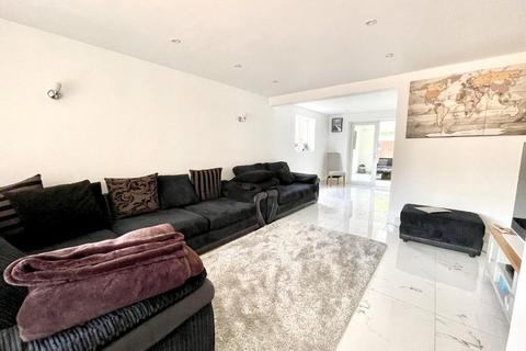 4 bedroom detached house for sale, Whitworth Drive, West Bromwich, West Midlands, B71 3AU