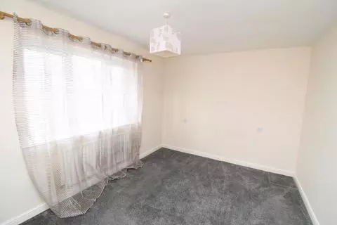 2 bedroom terraced house to rent - View 4