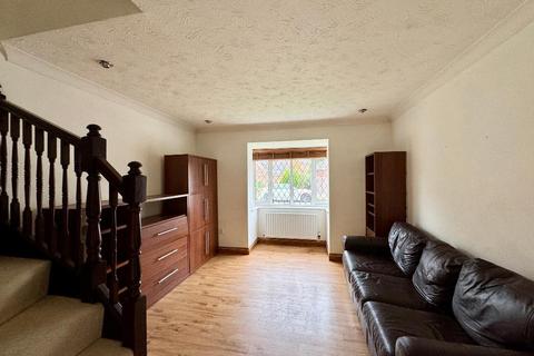 2 bedroom end of terrace house for sale, Brookend Drive, Barton Le Clay, Bedfordshire, MK45 4SQ