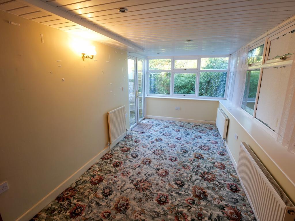 Conservatory Dual Aspect