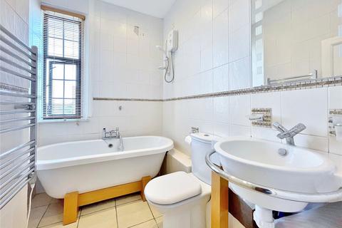 2 bedroom flat for sale, Grand Avenue, Worthing, West Sussex, BN11