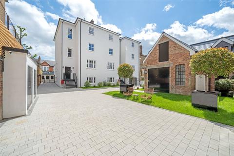 2 bedroom flat to rent, Mitcham Lane, Streatham, London, SW16