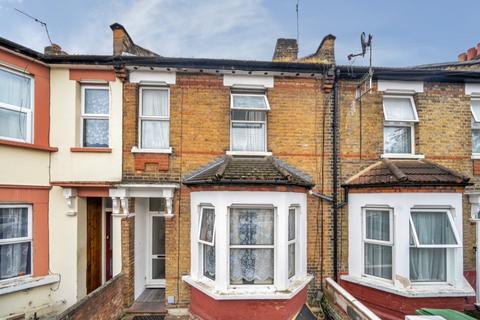 46 Ceres Road, London, SE18 1HP