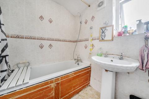 46 Ceres Road, London, SE18 1HP