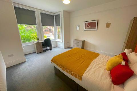 undefined, Room 1