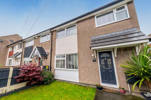 3 bedroom end of terrace house for sale, Helston Walk, Leeds