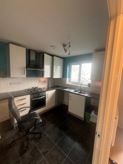 2 bedroom terraced house to rent, The Bramblings, Amersham