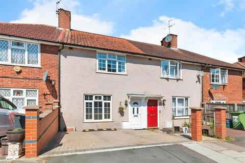 2 bedroom house for sale, Malmesbury Road, Morden SM4