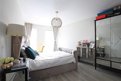 2 bedroom apartment for sale, Daneshill House, Uxbridge UB8
