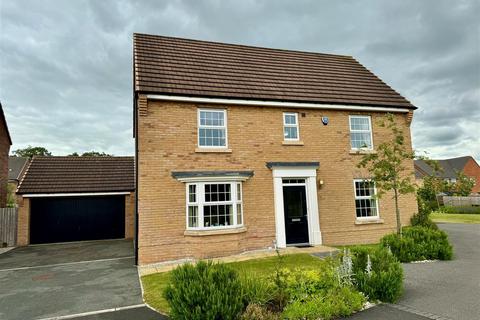 4 bedroom detached house for sale, Horseshoe Crescent, Pocklington, York