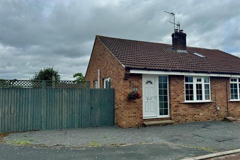 2 bedroom semi-detached bungalow for sale, St. Oswalds Close, Wilberfoss, York