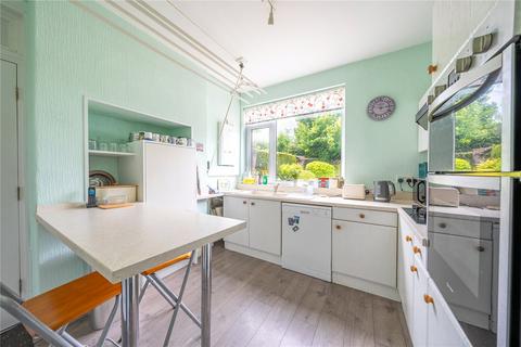 94 Manygates Lane, Sandal, Wakefield, WF2 7DW