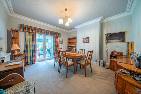 94 Manygates Lane, Sandal, Wakefield, WF2 7DW