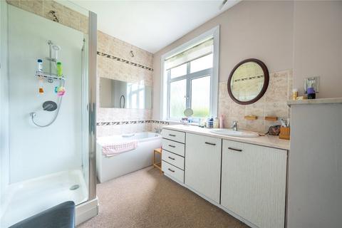 94 Manygates Lane, Sandal, Wakefield, WF2 7DW