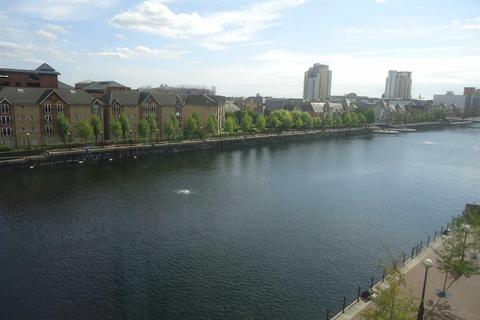 2 bedroom flat to rent, Millennium Point, 254 The Quays, Salford Quays