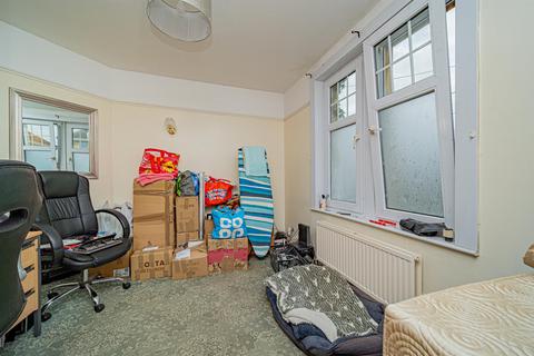 64 Addison Road, Melksham, SN12 8DR