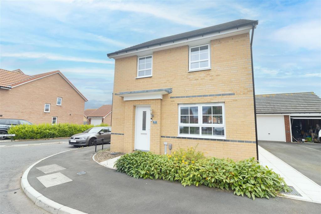 Ascot Drive, North Gosforth... 4 bed detached house for sale £315,000