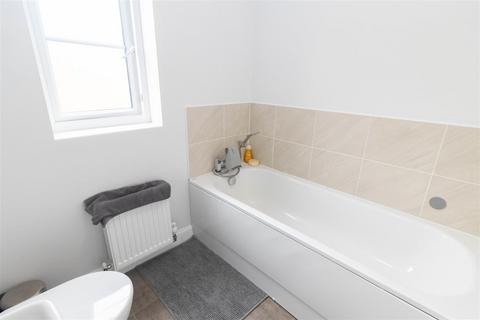 24 Ascot Drive, North Gosforth, Newcastle Upon Tyne, NE13 6PN