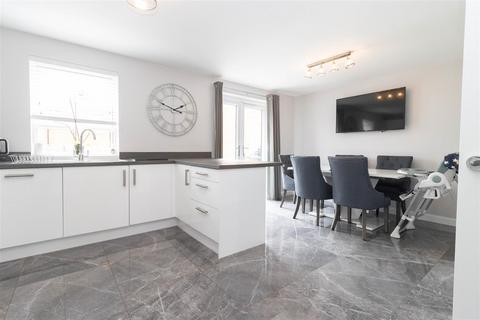 24 Ascot Drive, North Gosforth, Newcastle Upon Tyne, NE13 6PN
