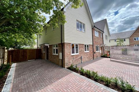 3 bedroom end of terrace house for sale, The Old Surgery, Coxheath, Maidstone