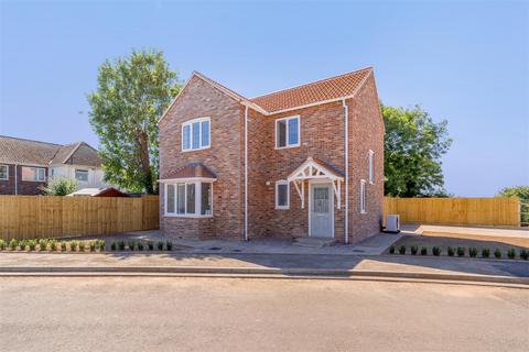 3 bedroom detached house for sale, Sherridans Way, Sutterton