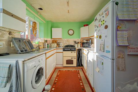 110 Berryfield Park, Melksham, SN12 6BX