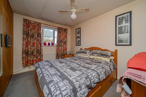 110 Berryfield Park, Melksham, SN12 6BX