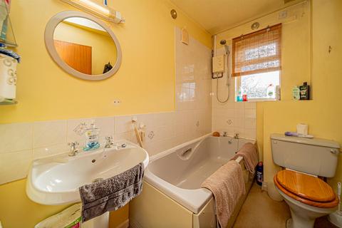 110 Berryfield Park, Melksham, SN12 6BX