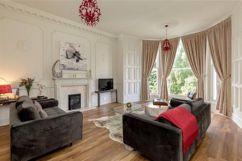 3 bedroom apartment for sale, Claremont Crescent, New Town, Edinburgh, EH7