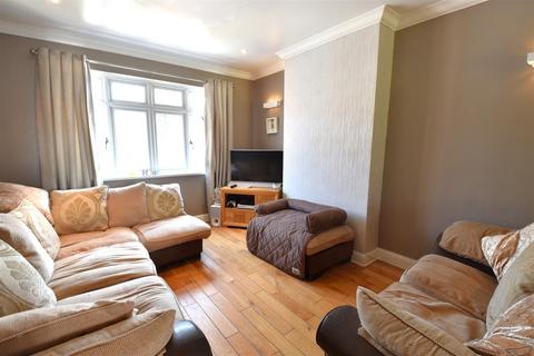 4 bedroom semi-detached house for sale, Stapleton Road, Bexleyheath DA7