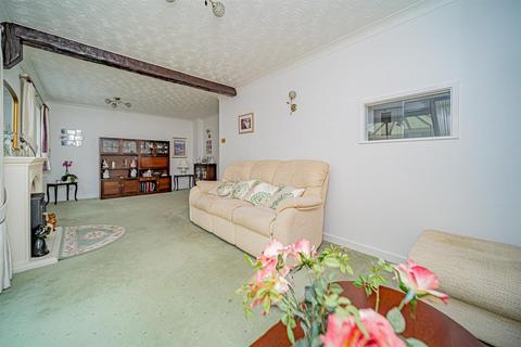 3 bedroom bungalow for sale, Birch Grove, Melksham SN12