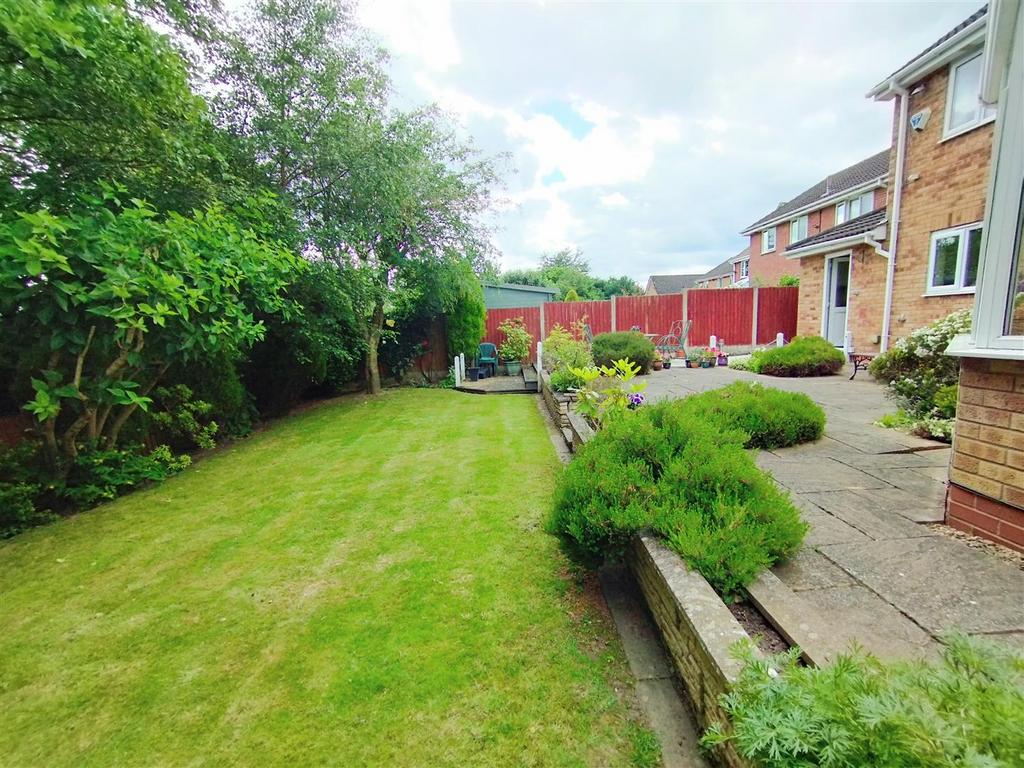 Rear Garden 1.jpg